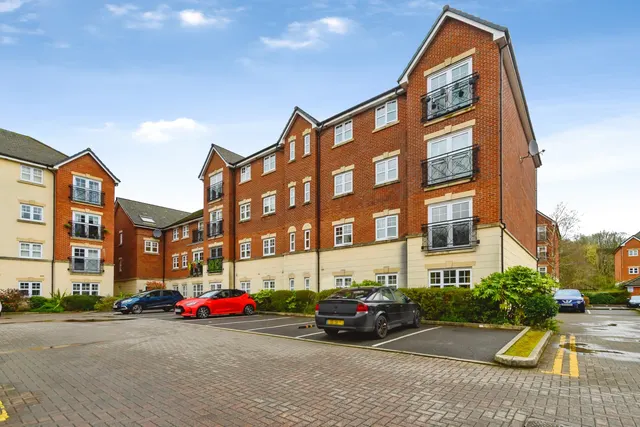 Astley Brook Close, Bolton, BL1, photo 1