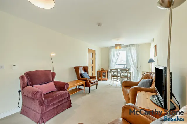 Primett Road, Stevenage, SG1, photo 1