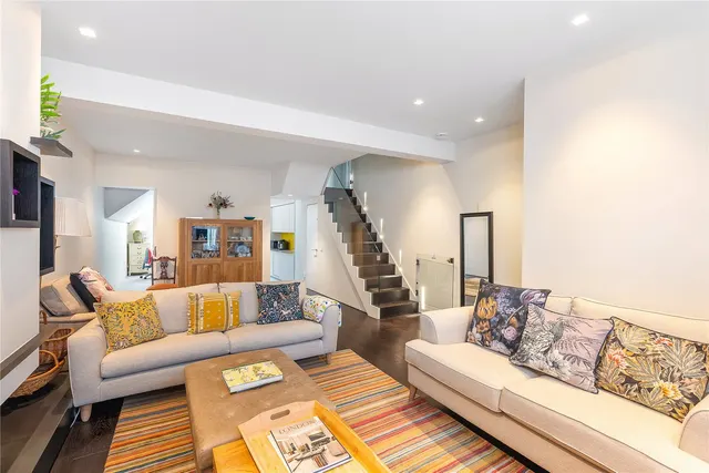 Ackmar Road, London, SW6, photo 1