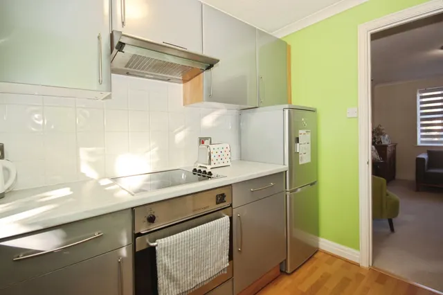 Saffron Meadow, Stratford-Upon-Avon, CV37, photo 3