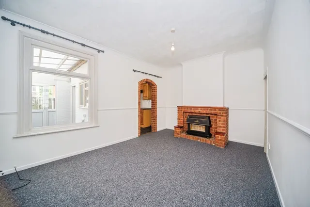 Foundry Lane, Freemantle, SO15, photo 3