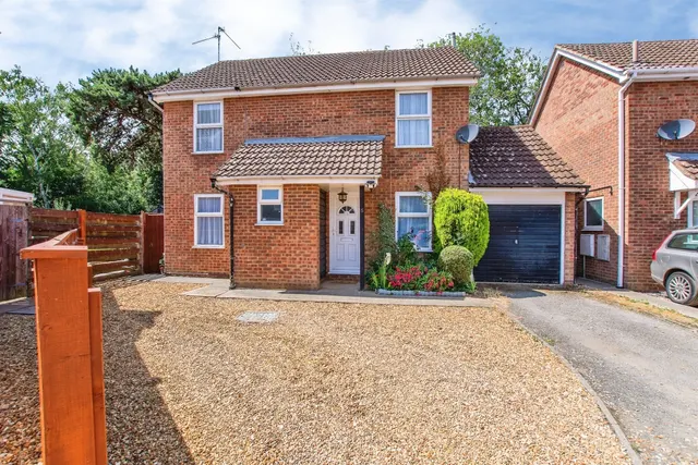Mountbatten Drive, Leverington, Wisbech, photo 1