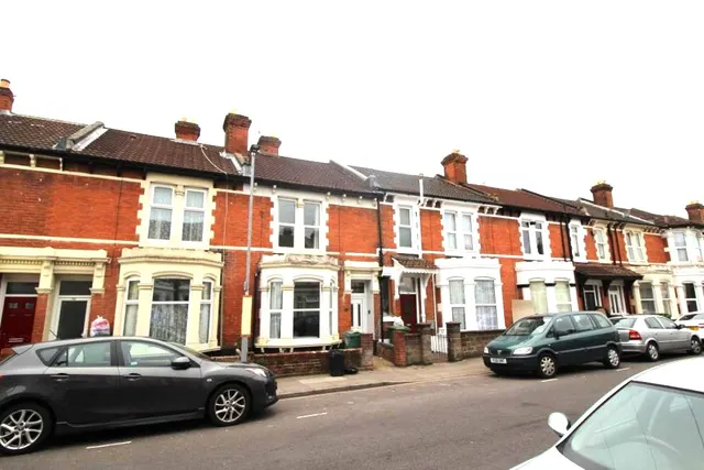Orchard Road, Southsea, PO4, photo 1