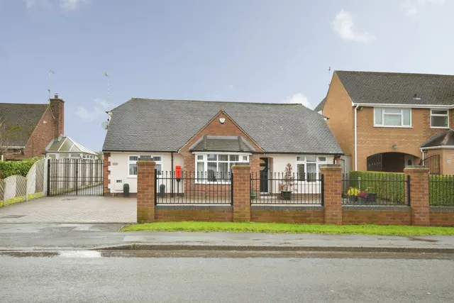 Photo 2 — Nethermoor Road, Wingerworth, Chesterfield, Derbyshire, S42