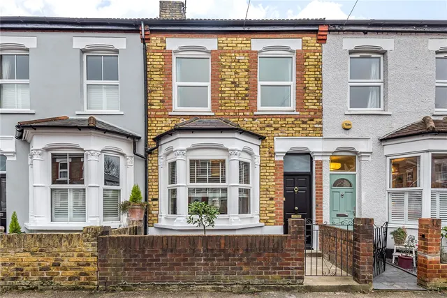 Linden Road, Hampton, TW12 2JB, photo 1