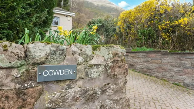 Cowden, Back Road, Alva, Clackmannanshire, FK12, photo 1