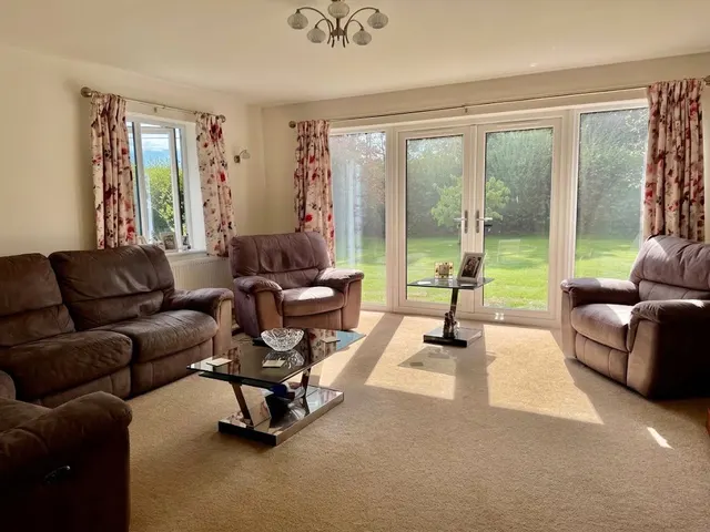 Mill Lane, Sherfield English, SO51, photo 2