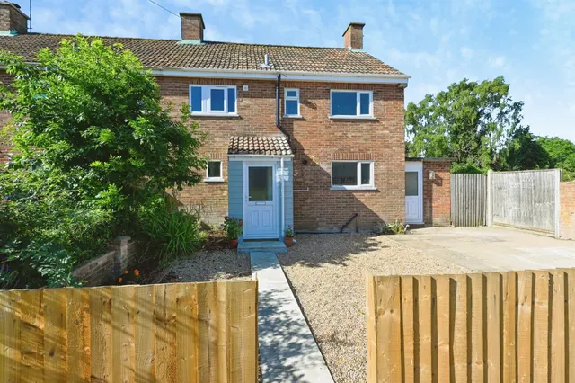 Thurlin Road, Gaywood, King's Lynn, photo 1