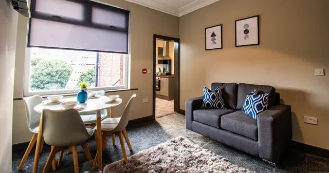 Vivian Road, Sheffield, S5, photo 3