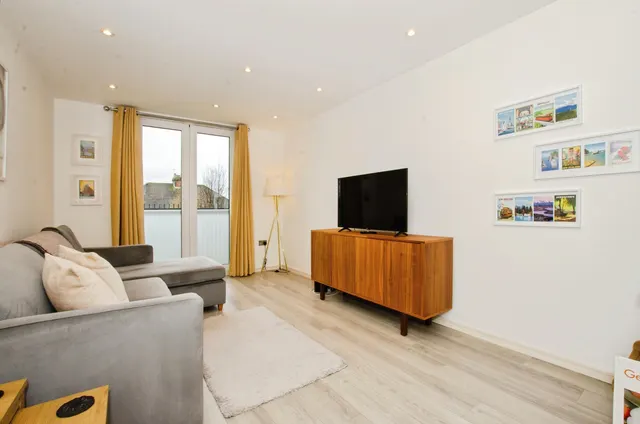 Roxborough Avenue, Harrow, HA1, photo 3