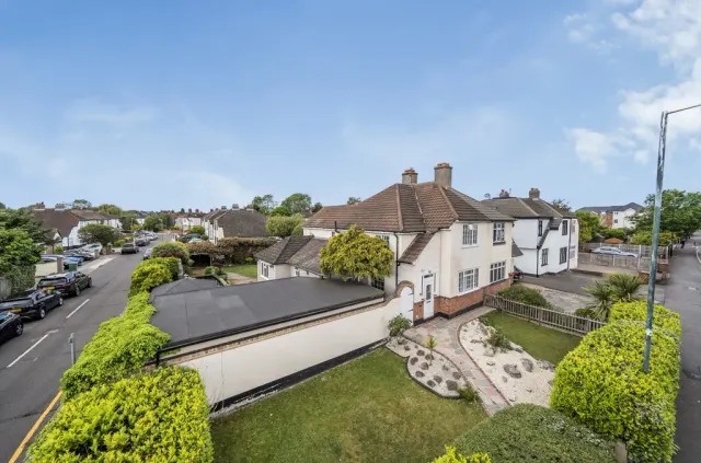 4 bedroom house — Halfway Street, Sidcup, DA15 8DQ