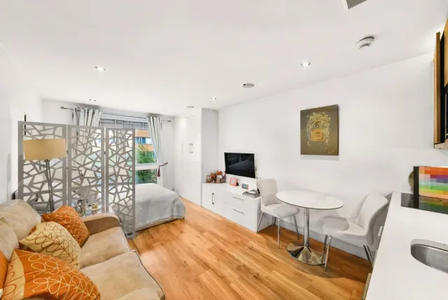 Park Street, Imperial Wharf, SW6, photo 2