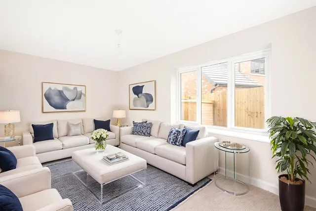 Raven Crescent, Westcott, HP18, photo 2