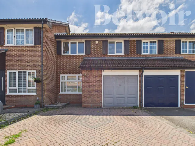 Auklet Close, Kempshott, Basingstoke, RG22, photo 1