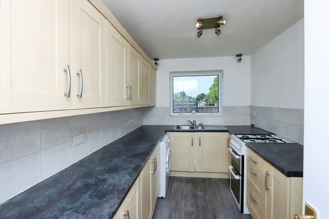 Photo 3 — Thorpe Green, Waterthorpe, Sheffield, S20