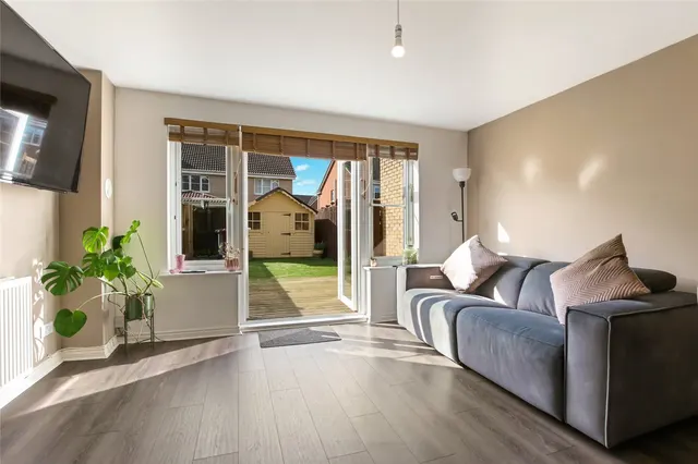 Photo 3 — Sportsfield Road, HAMILTON, Lanarkshire, ML3
