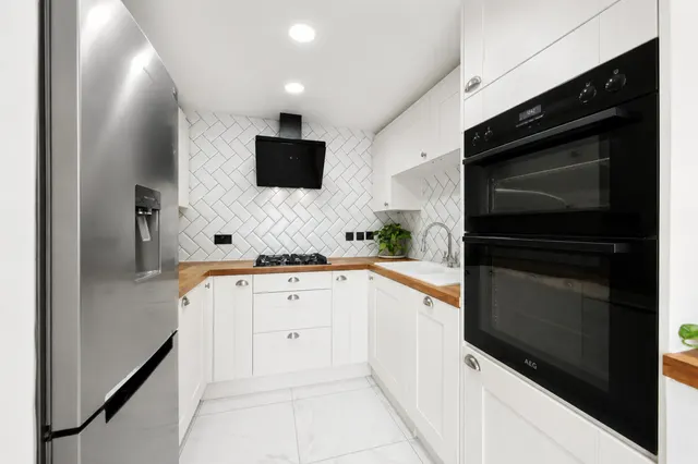 Amberley Way, Romford, RM7, photo 3