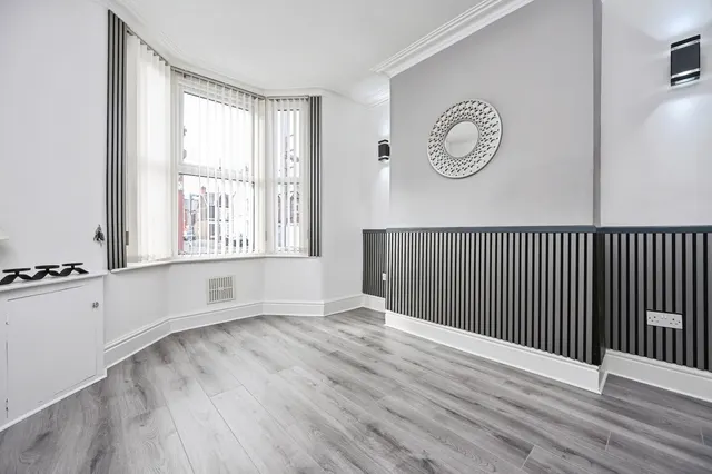 Sunbeam Road, Liverpool, L13, photo 3