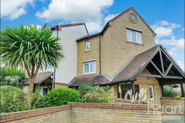 Haig Court, Cambridge, CB4, photo 1
