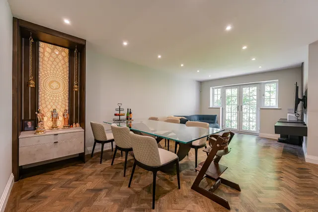 Photo 3 — Flat 7, Phoenix House, Bromley