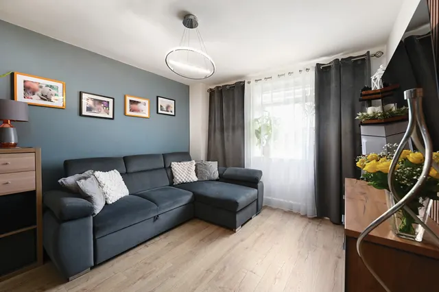 London Road, Blackwater, GU17, photo 2