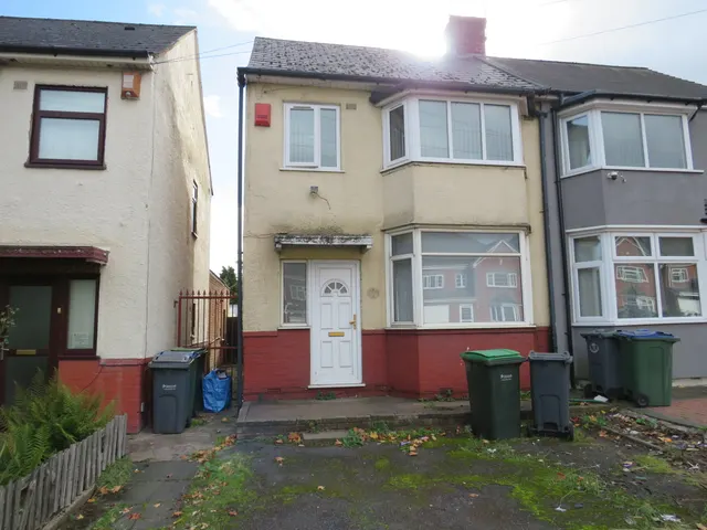 Roway Lane, B69, photo 1