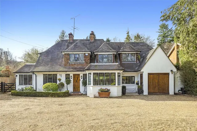 Green Dene, East Horsley, Surrey, KT24 5RG, photo 1