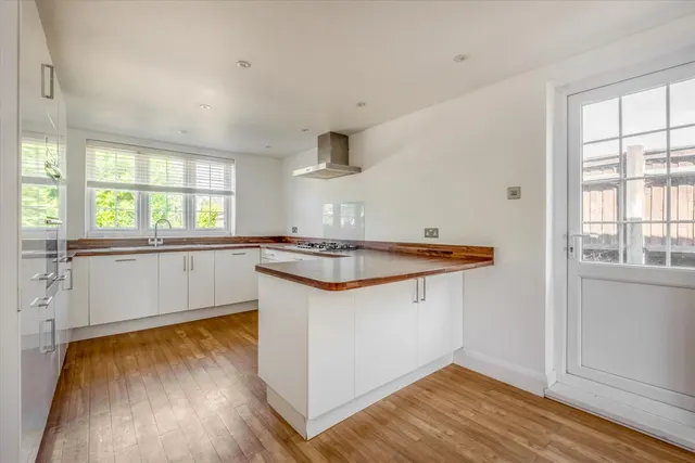 Vine Court Road, Sevenoaks, TN13, photo 2