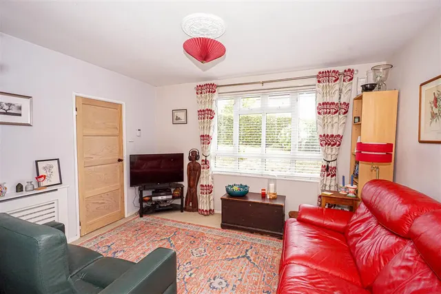 Dymond Road, St. Leonards-On-Sea, photo 3