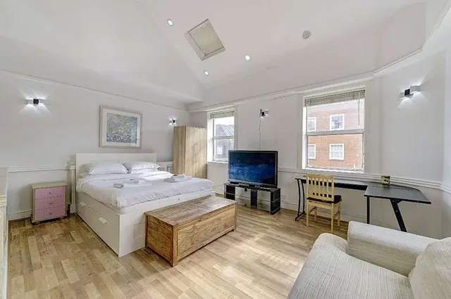 Photo 2 — Devonshire Street, Marylebone, London, W1G 6PF