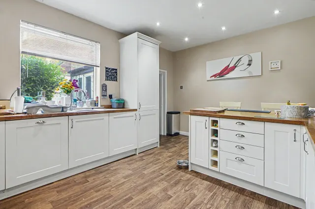Wereton Road, Audley, photo 3