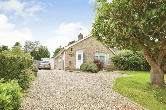 Station Road, Halton Holegate, SPILSBY, photo 1
