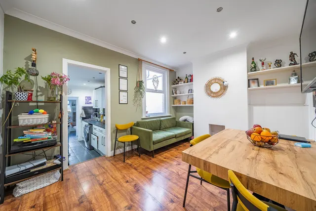 Leahurst Road, SE13, photo 1