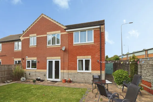 Cooks Close, Bradley Stoke, Bristol, Gloucestershire, BS32, photo 1