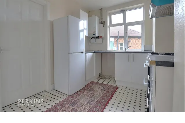 Wordsworth Avenue, Greenford, UB6, photo 2
