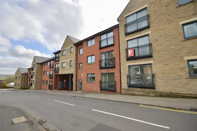 Primrose Drive, Ecclesfield, S35, photo 2