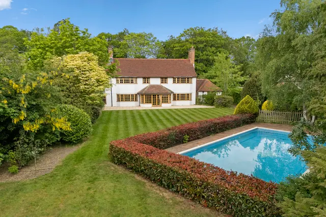 The Barton, Cobham, Surrey, photo 1