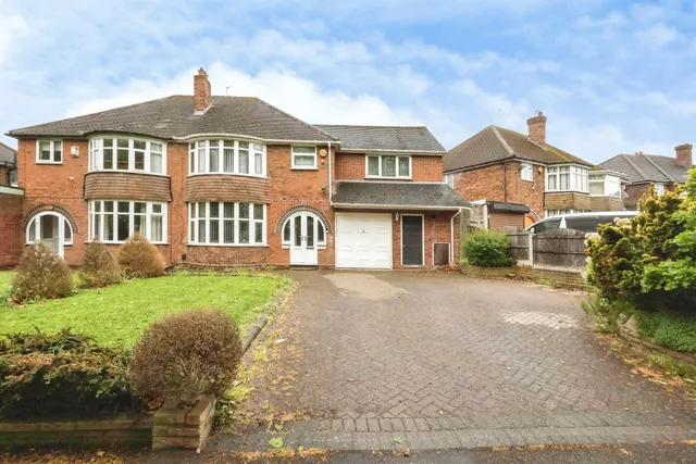Chester Road, Kingshurst, B36, photo 1
