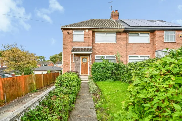 Merrion Close, Liverpool, L25, photo 1