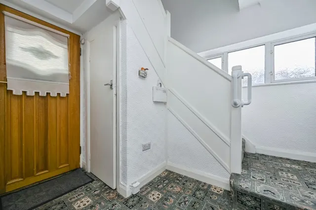 Merrion Close, Liverpool, L25, photo 3