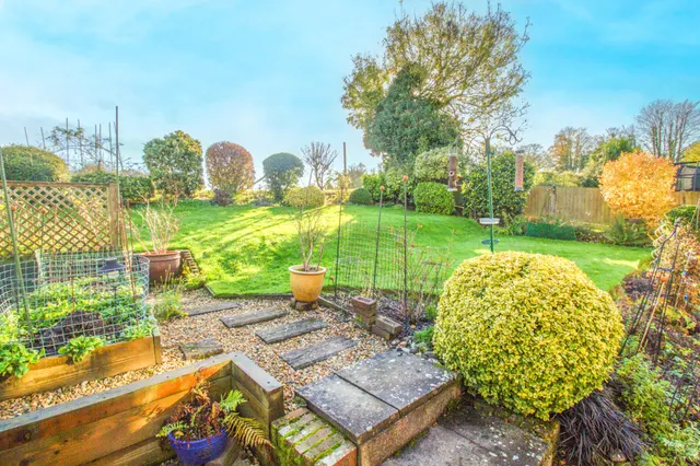 Photo 2 — Foxup Alton Road, South Warnborough, Hook, RG29 1RP