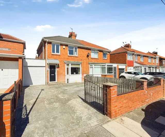 Newcastle upon Tyne NE6 4LH, NE6, photo 1