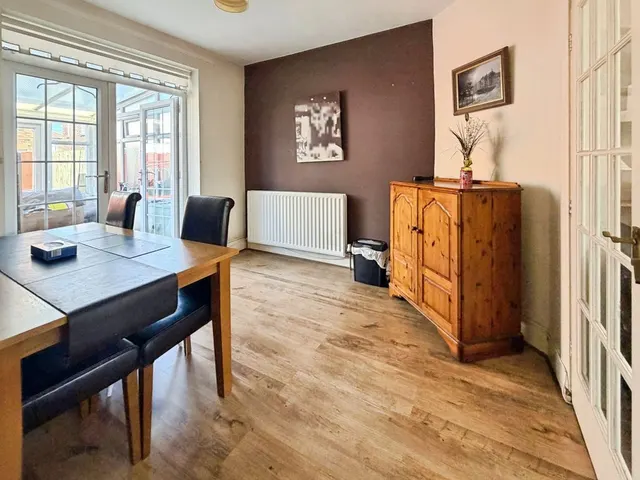 Newcastle upon Tyne NE6 4LH, NE6, photo 3