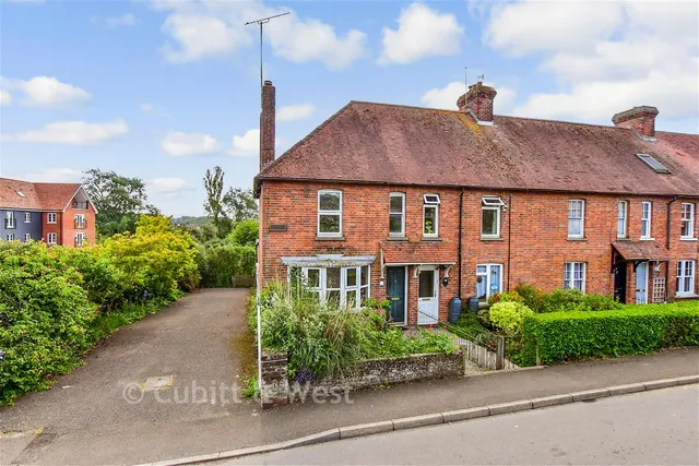 Ford Road, Arundel, BN18, photo 1