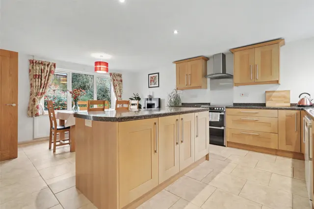 Bishops Nympton, South Molton, EX36, photo 2