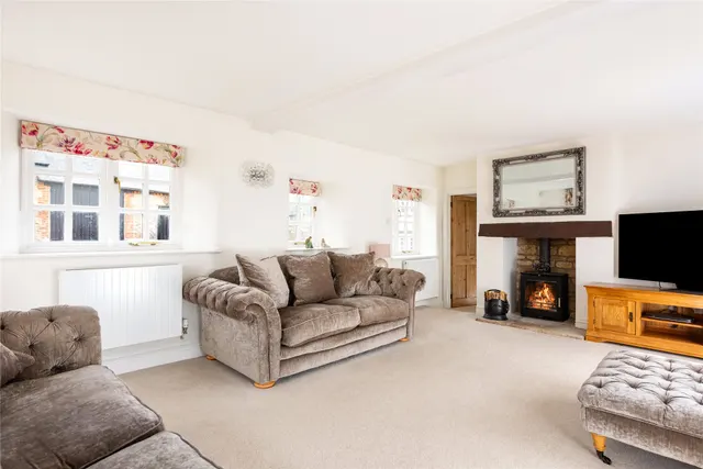 Mill Lane, Stoke Bruerne, NN12, photo 2