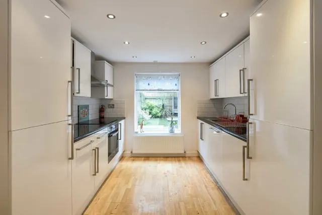 Shenley Road, SE5, photo 3
