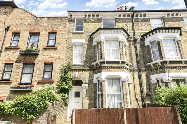 Shenley Road, SE5, photo 1