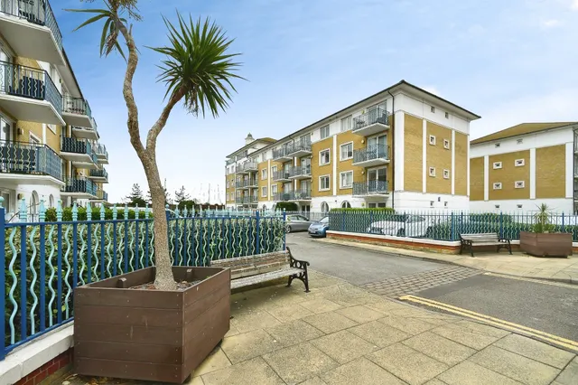 The Strand, Brighton Marina Village, Brighton, photo 1
