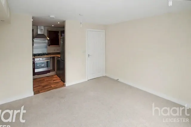 Pavilion Close, Leicester, LE2, photo 2